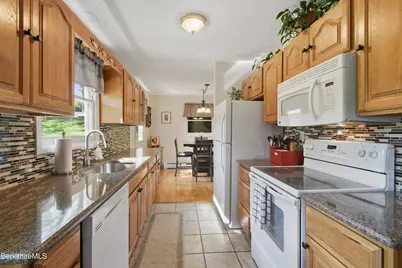 47 Ingalls Rd, Cheshire, MA 01225 - Photo 13