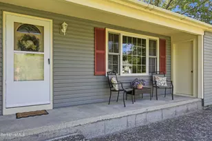 47 Ingalls Rd, Cheshire, MA 01225 - Photo 5