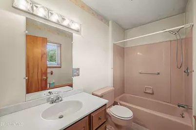 57 North St, North Adams, MA 01247 - Photo 25