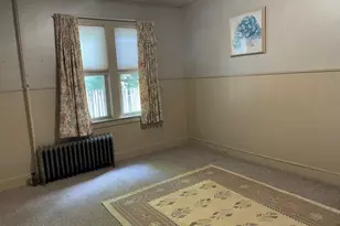 24 Richmond Ave, Pittsfield, MA 01201 - Photo 3