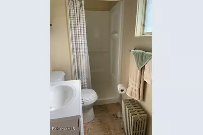24 Richmond Ave, Pittsfield, MA 01201 - Photo 37