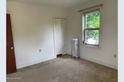 24 Richmond Ave, Pittsfield, MA 01201 - Photo 13