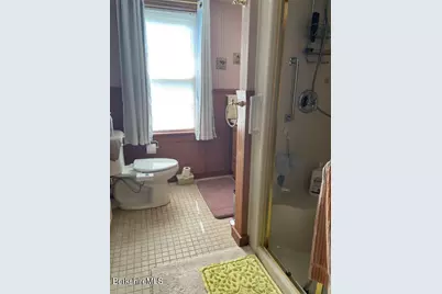 24 Richmond Ave, Pittsfield, MA 01201 - Photo 39
