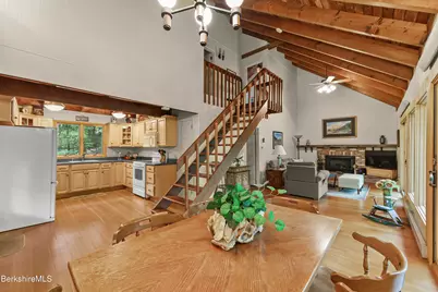 545 Leisure Lee Rd, Lee, MA 01238 - Photo 9
