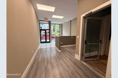 39 Park St, Adams, MA 01220 - Photo 5