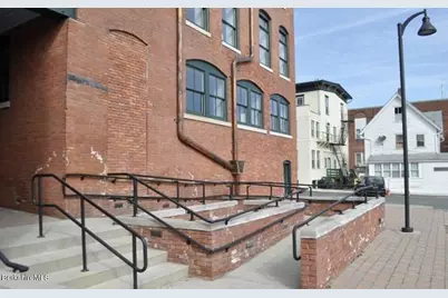 39 Park St, Adams, MA 01220 - Photo 11