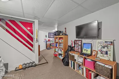 273 Houghton St, North Adams, MA 01247 - Photo 23