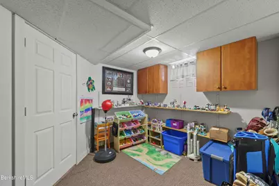 273 Houghton St, North Adams, MA 01247 - Photo 25