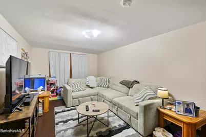 123 Francis St, North Adams, MA 01247 - Photo 5