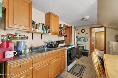 123 Francis St, North Adams, MA 01247 - Photo 19