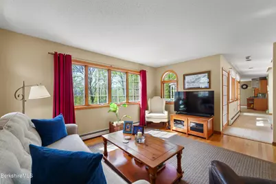 97 Elmore Dr, Dalton, MA 01226 - Photo 9