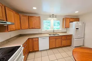 555 Williams St, Pittsfield, MA 01201 - Photo 5