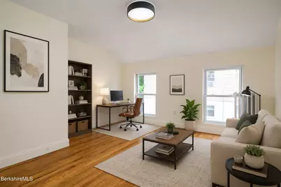 83 Chestnut St #upper, North Adams, MA 01247 - Photo 15