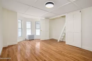 83 Chestnut St, North Adams, MA 01247 - Photo 21