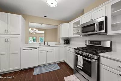 80 Taconic Ave #8, Great Barrington, MA 01230 - Photo 11