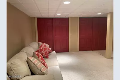 1188 West St, Pittsfield, MA 01201 - Photo 31