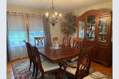 1188 West St, Pittsfield, MA 01201 - Photo 9