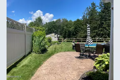 1188 West St, Pittsfield, MA 01201 - Photo 47