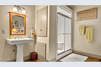 15 Goodrich St, Stockbridge, MA 01262 - Photo 13