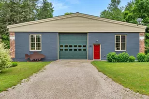15 Goodrich St, Stockbridge, MA 01262 - Photo 19