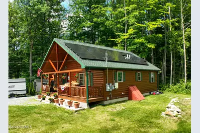 345 Friar Tuck Dr, Becket, MA 01223 - Photo 3