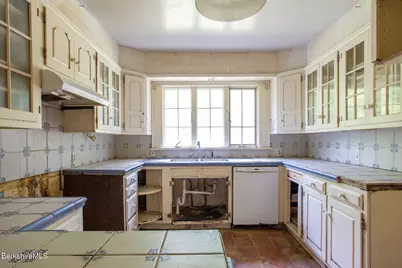 18 Egremont Plain Rd, Great Barrington, MA 01230 - Photo 15