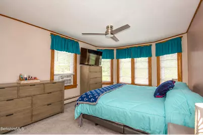112 Plunkett St, Pittsfield, MA 01201 - Photo 15