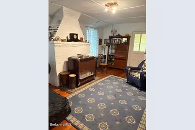 70 Sunrise St, Lanesborough, MA 01237 - Photo 11