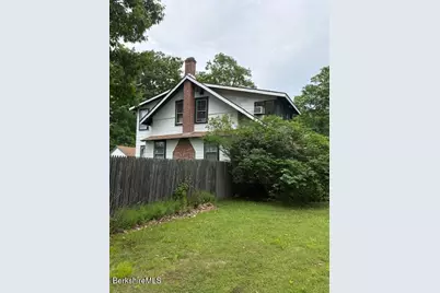 70 Sunrise St, Lanesborough, MA 01237 - Photo 3