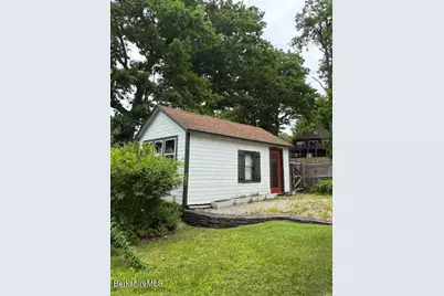 70 Sunrise St, Lanesborough, MA 01237 - Photo 7
