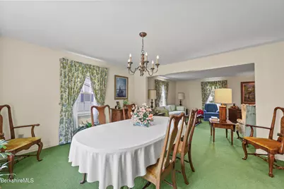 48 Brookside Dr, Pittsfield, MA 01201 - Photo 9