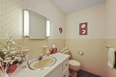 48 Brookside Dr, Pittsfield, MA 01201 - Photo 29