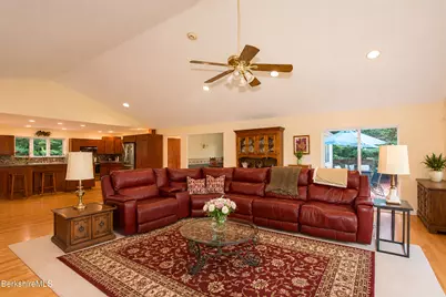 120 N Hoosac Rd, Williamstown, MA 01267 - Photo 7