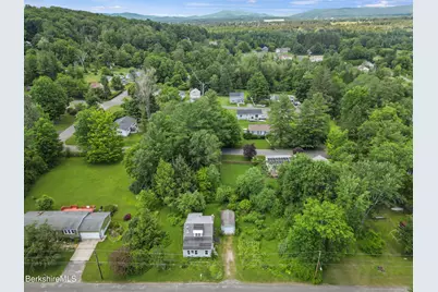 34 Cummings Ave, Pittsfield, MA 01201 - Photo 37