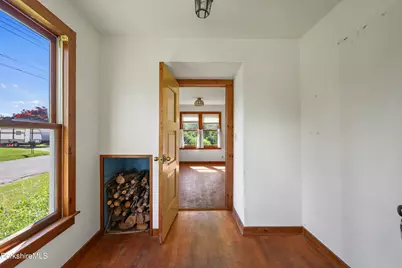 34 Cummings Ave, Pittsfield, MA 01201 - Photo 5