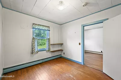 34 Cummings Ave, Pittsfield, MA 01201 - Photo 13