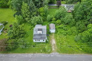34 Cummings Ave, Pittsfield, MA 01201 - Photo 3