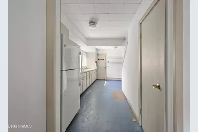 34 Cummings Ave, Pittsfield, MA 01201 - Photo 21