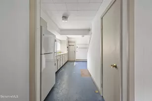 34 Cummings Ave, Pittsfield, MA 01201 - Photo 21