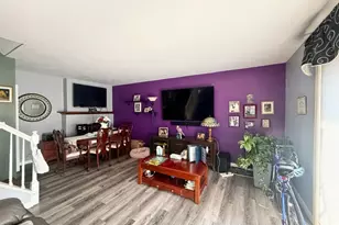 202 Beekman Dr, Agawam, MA 01001 - Photo 9