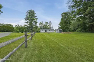 184 Melbourne Rd, Pittsfield, MA 01201 - Photo 5