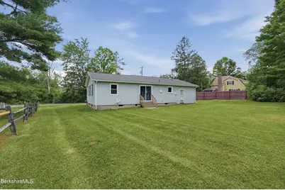 184 Melbourne Rd, Pittsfield, MA 01201 - Photo 29