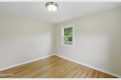 184 Melbourne Rd, Pittsfield, MA 01201 - Photo 21