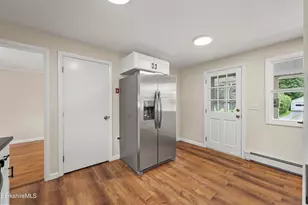 115 Main St, Cheshire, MA 01225 - Photo 11