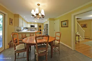 576 Holmes Rd, Pittsfield, MA 01201 - Photo 9