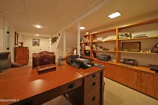 576 Holmes Rd, Pittsfield, MA 01201 - Photo 41