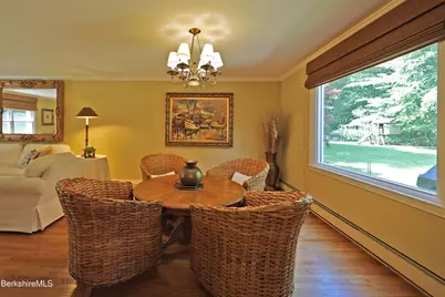 576 Holmes Rd, Pittsfield, MA 01201 - Photo 15
