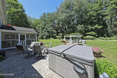 576 Holmes Rd, Pittsfield, MA 01201 - Photo 47