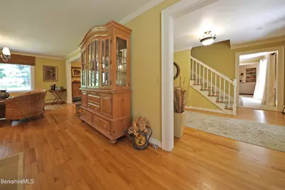 576 Holmes Rd, Pittsfield, MA 01201 - Photo 25