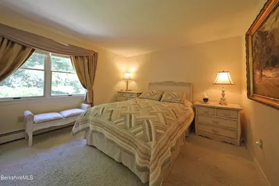 576 Holmes Rd, Pittsfield, MA 01201 - Photo 33